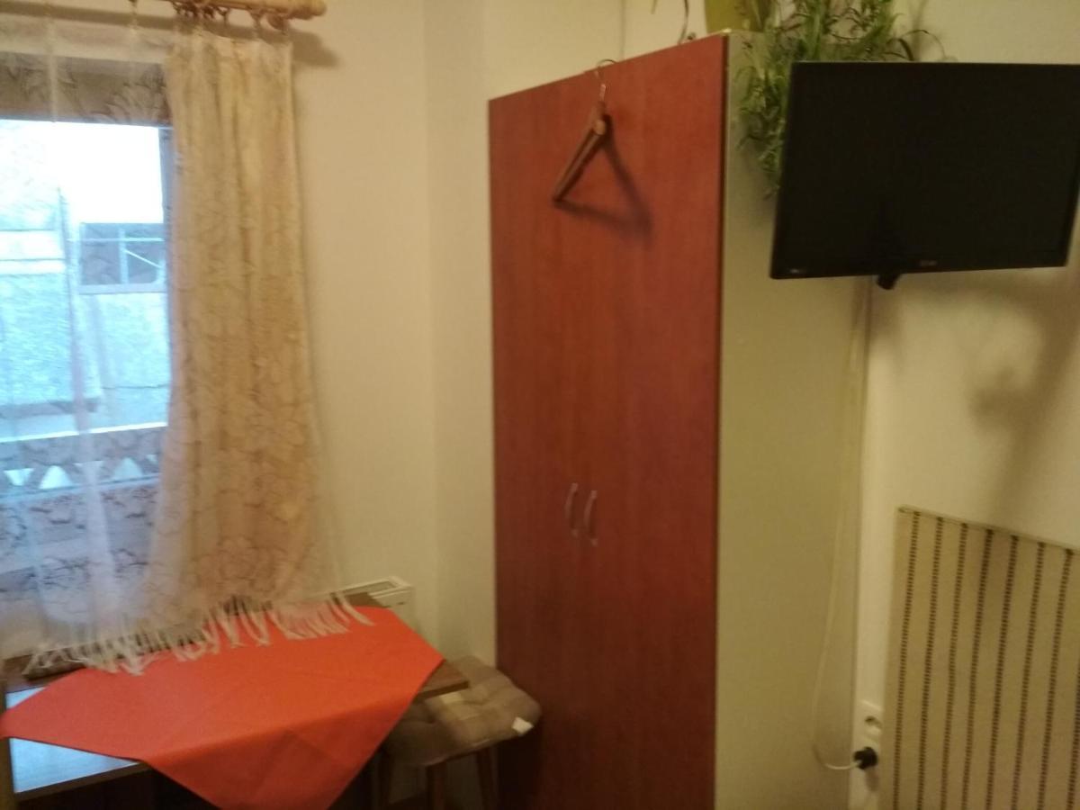 Ferienwohnung Julia Vendeghaz Tar Exterior foto