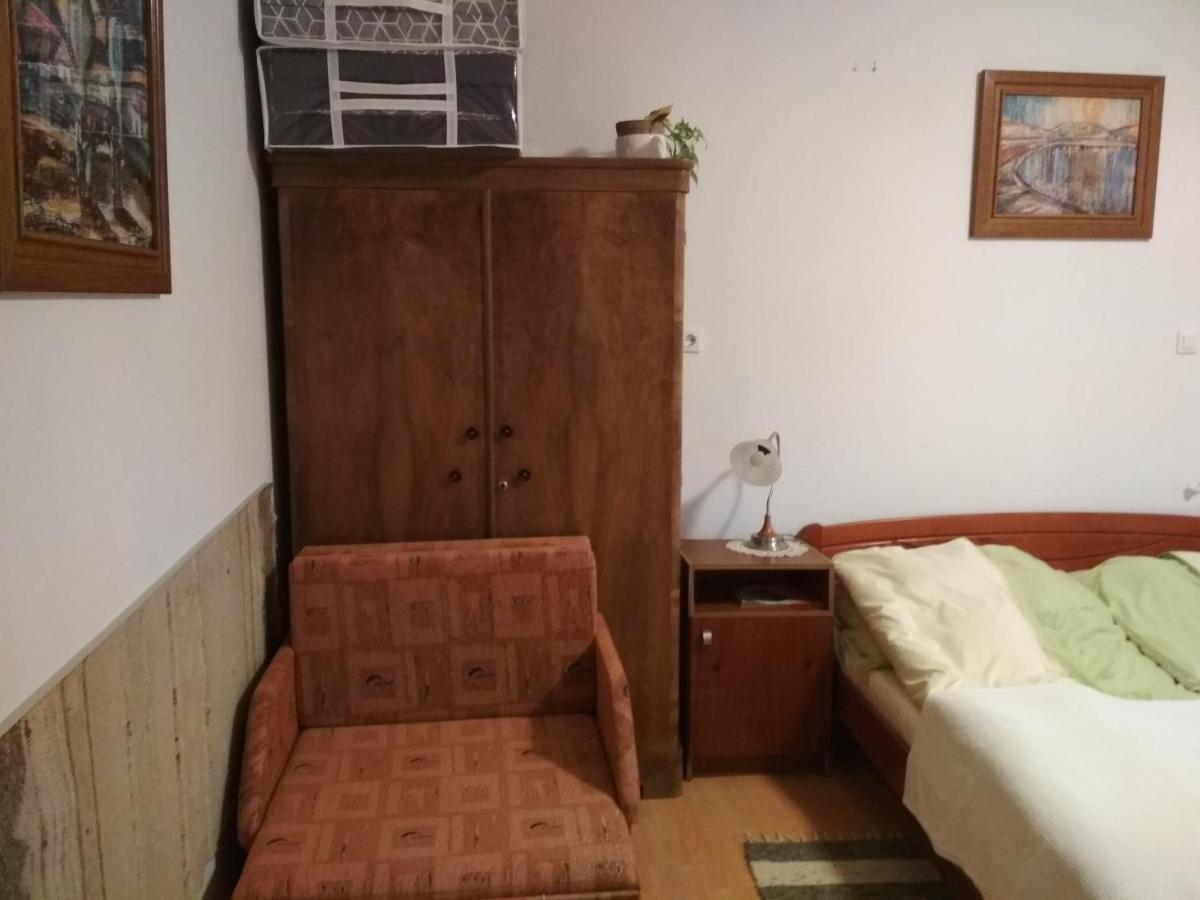 Ferienwohnung Julia Vendeghaz Tar Exterior foto