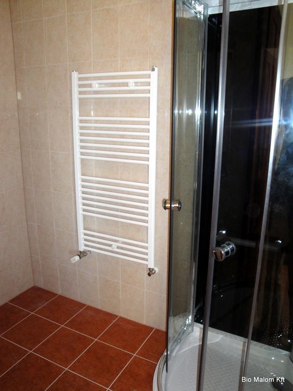 Ferienwohnung Julia Vendeghaz Tar Exterior foto